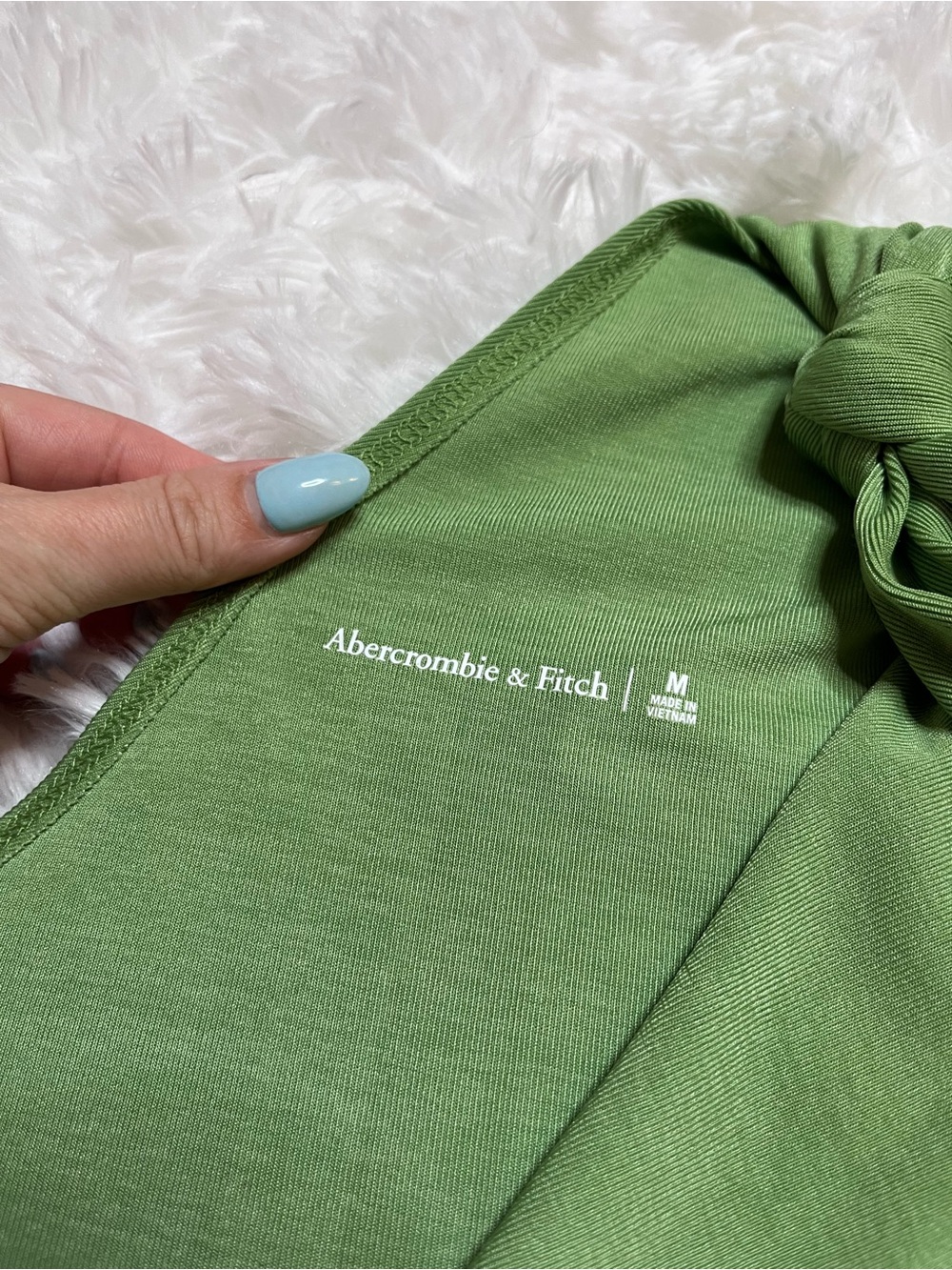 Abercrombie & Fitch One-Shoulder Knot Tank Top - Picture 6 of 7